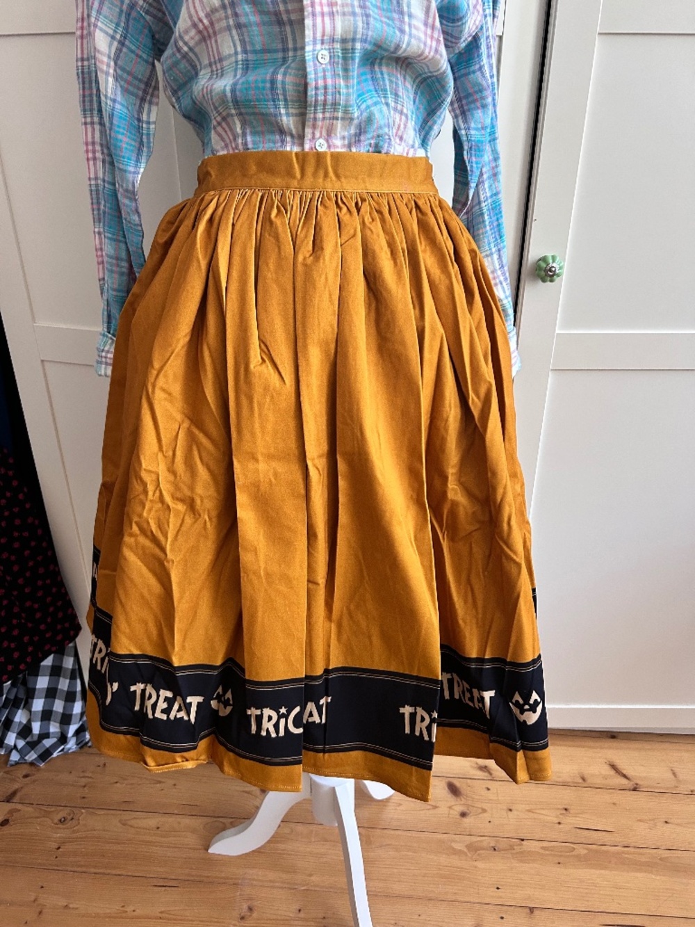 The Oblong Box Shop skirt trick or treat M/L new